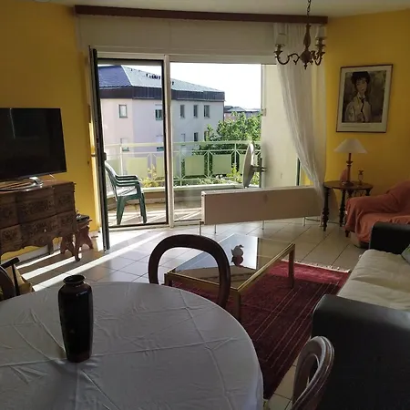Quiet Peaceful 2br With Parking In Kirchberg *
