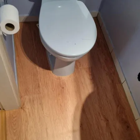 Quiet Peaceful 2br With Parking In Kirchberg 公寓