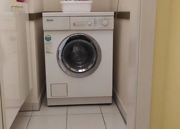 דירה Quiet Peaceful 2br With Parking In Kirchberg