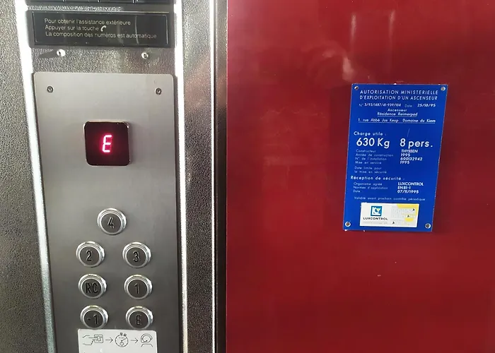 Appartement Quiet Peaceful 2br With Parking In Kirchberg Luxemburg